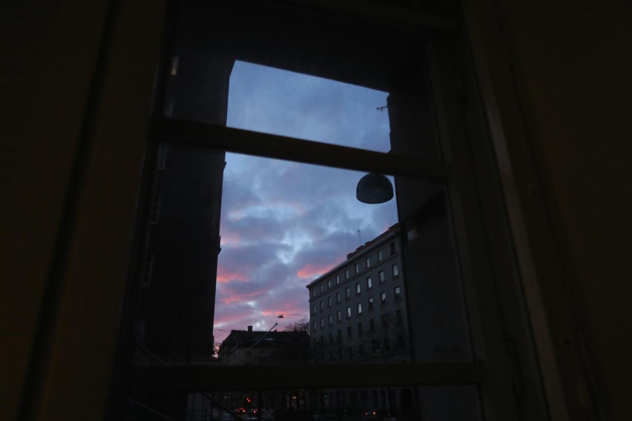 Kompakti Asunto Helsingin Sydaemessae Helsínquia Exterior foto